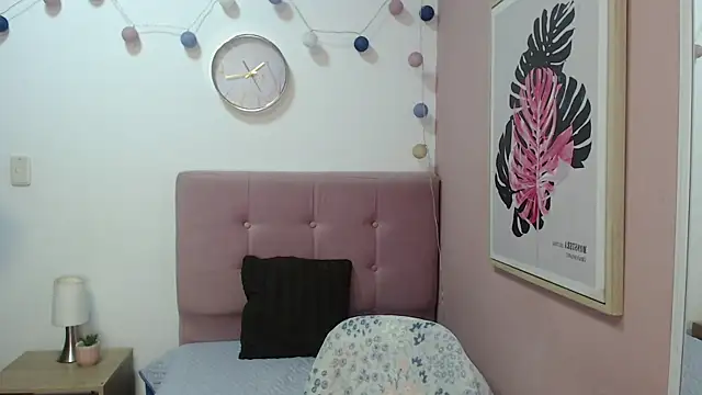 Snapshot of lanna_1878 chatting on November 2025 12:49:01 PM lanna 1878 online show from November 2025 12:49:01 PM