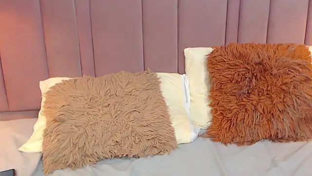 SabrinaDevill online show from February 2025 04:11:02 PM