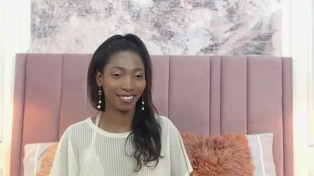 SabrinaDevill online show from March 2025 01:04:02 PM