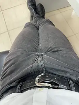 hotisraeli online show from December 2024 03:10:01 PM