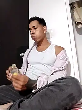 chero 95 online show from April 2026 10:42:02 PM