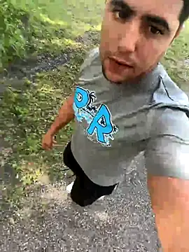 Snapshot of elwhite1996 chatting on October 2025 06:32:01 PM elwhite1996 online show from October 2025 06:32:01 PM