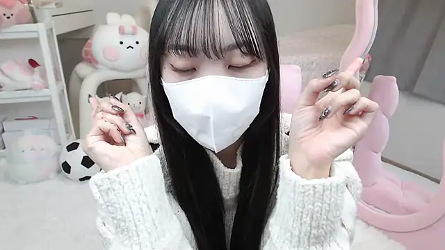 momo room online show from December 2024 09:06:02 AM