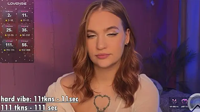 CarolineLovers online show from March 2025 05:57:02 AM