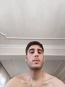 Snapshot of arenn1997 chatting on October 2025 12:39:02 PM arenn1997 online show from October 2025 12:39:02 PM