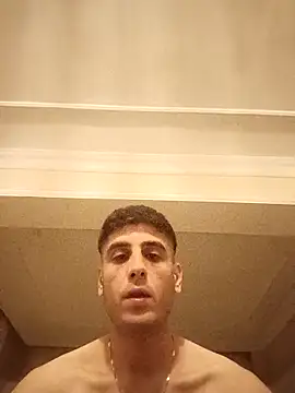 Snapshot of arenn1997 chatting on November 2025 12:11:02 AM arenn1997 online show from November 2025 12:11:02 AM