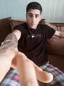 arenn1997 online show from February 2026 12:06:02 PM