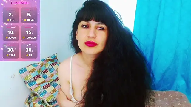 cristina connor online show from October 2025 02:31:01 AM