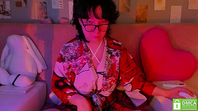 dreamgirllovee online show from March 2025 12:04:01 AM