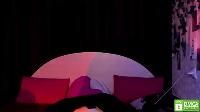 dreamgirllovee online show from October 2025 09:04:01 PM