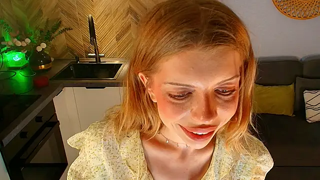 Hannah Carr online show from June 2026 04:27:02 PM