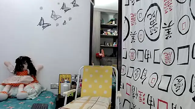 Snapshot of golositha29 chatting on March 2025 03:47:01 AM golositha29 online show from March 2025 03:47:01 AM