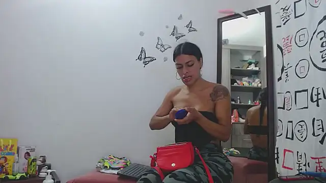 Snapshot of golositha29 chatting on September 2025 10:54:01 PM golositha29 online show from September 2025 10:54:01 PM