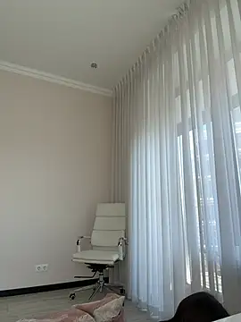 Hott Lolla online show from February 2025 10:15:02 AM