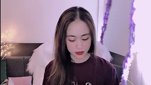 witch-39 online show from February 2025 02:57:02 PM