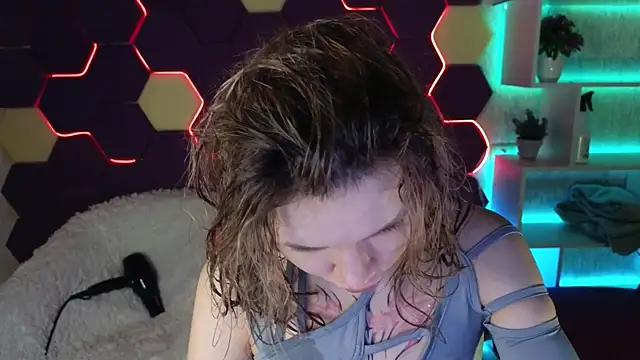 Snapshot of LitaBrom chatting on January 2025 01:09:02 AM LitaBrom online show from January 2025 01:09:02 AM