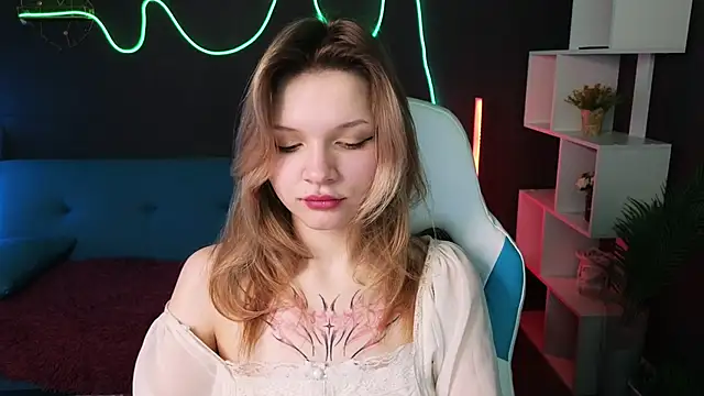 Snapshot of LitaBrom chatting on February 2025 04:16:02 AM LitaBrom online show from February 2025 04:16:02 AM