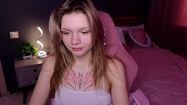 Snapshot of LitaBrom chatting on February 2025 04:16:02 AM LitaBrom online show from February 2025 04:16:02 AM