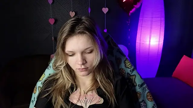 Snapshot of LitaBrom chatting on February 2025 04:42:02 AM LitaBrom online show from February 2025 04:42:02 AM