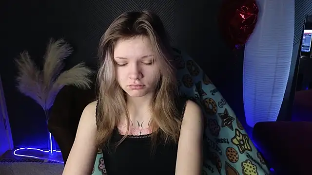 Snapshot of LitaBrom chatting on March 2025 01:08:02 AM LitaBrom online show from March 2025 01:08:02 AM