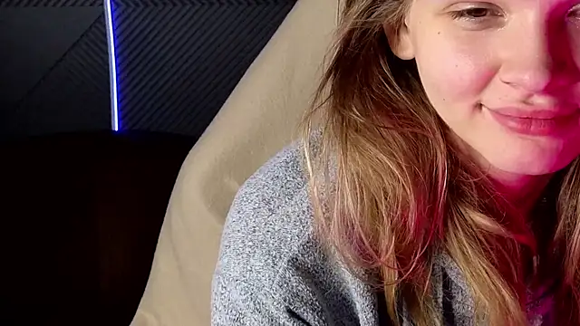 Snapshot of LitaBrom chatting on September 2025 01:53:01 AM LitaBrom online show from September 2025 01:53:01 AM