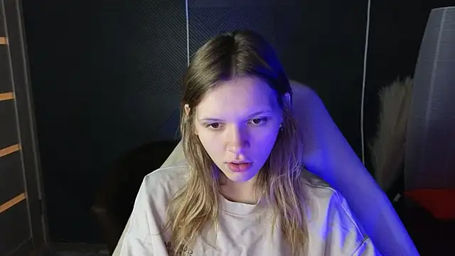 Snapshot of LitaBrom chatting on September 2025 03:56:01 AM LitaBrom online show from September 2025 03:56:01 AM