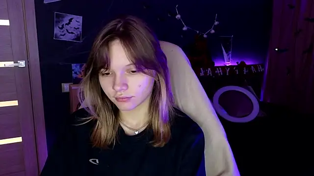 Snapshot of LitaBrom chatting on October 2025 03:03:02 AM LitaBrom online show from October 2025 03:03:02 AM