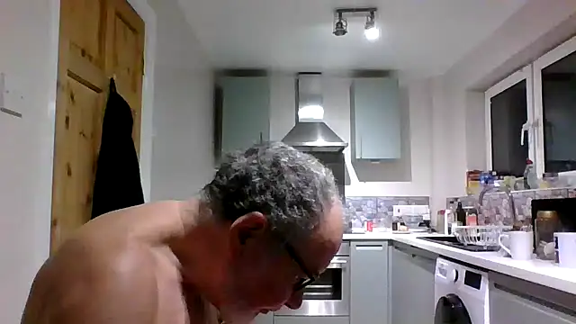 jimmybenido online show from December 2024 05:13:01 PM