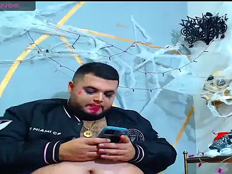 damian chubby online show from November 2025 04:03:02 AM