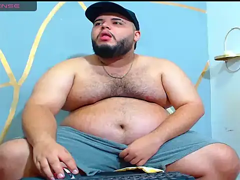 Snapshot of damian_chubby chatting on November 2025 10:43:02 PM damian chubby online show from November 2025 10:43:02 PM