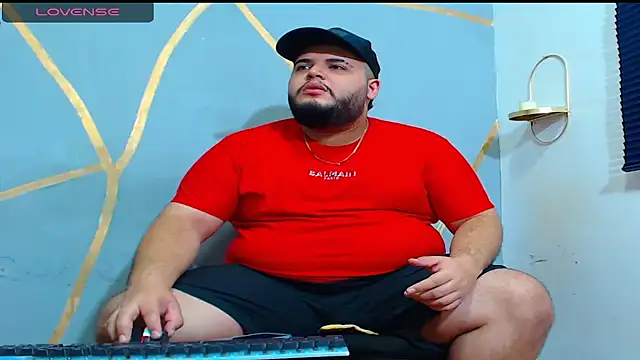 Snapshot of damian_chubby chatting on November 2025 12:54:02 AM damian chubby online show from November 2025 12:54:02 AM