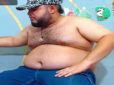 Snapshot of damian_chubby chatting on December 2025 07:49:01 AM damian chubby online show from December 2025 07:49:01 AM