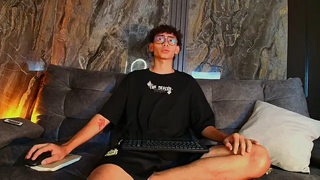 Daviid laidd online show from December 2024 11:03:01 PM