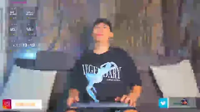 Snapshot of Daviid_laidd chatting on May 2026 12:35:01 PM Daviid laidd online show from May 2026 12:35:01 PM