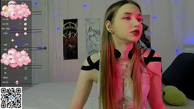 Snapshot of JorRoger chatting on January 2025 12:06:01 AM JorRoger online show from January 2025 12:06:01 AM