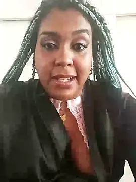 Snapshot of ELLA_KELLY chatting on January 2025 03:08:02 PM ELLA KELLY online show from January 2025 03:08:02 PM