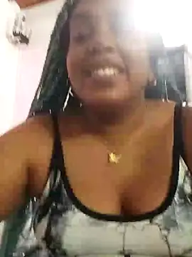 Snapshot of ELLA_KELLY chatting on February 2025 01:11:02 PM ELLA KELLY online show from February 2025 01:11:02 PM