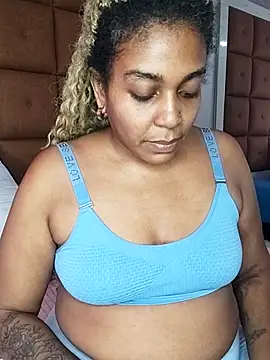 ELLA KELLY online show from October 2025 11:09:01 AM