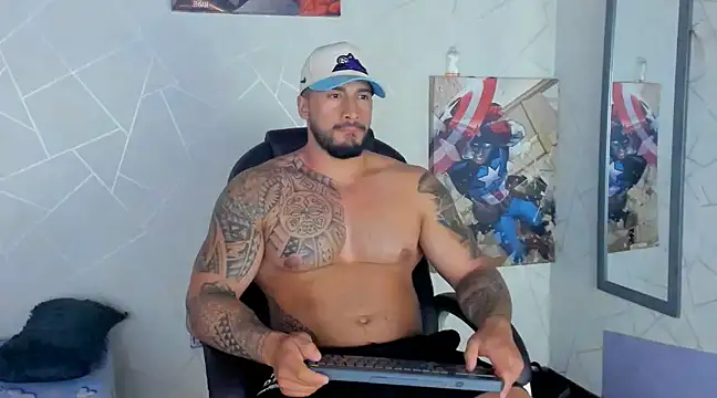 Cristian Walker online show from March 2025 03:20:02 PM