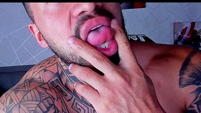 Cristian Walker online show from April 2026 12:27:01 PM