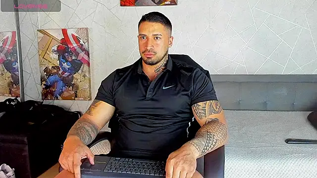 Snapshot of Cristian_Walker chatting on July 2026 01:03:02 PM Cristian Walker online show from July 2026 01:03:02 PM