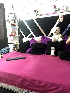 1lovelygirls online show from September 2025 12:07:01 PM