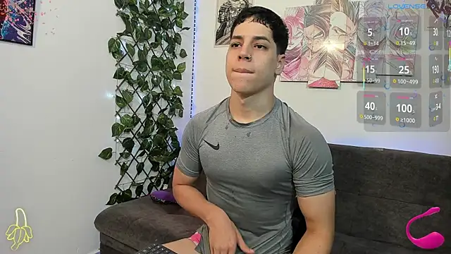 Snapshot of jonathanjoestar_ chatting on February 2025 07:38:01 PM jonathanjoestar online show from February 2025 07:38:01 PM