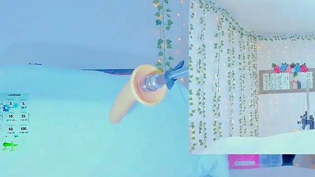 Tiffanny Love  online show from October 2025 09:21:02 AM