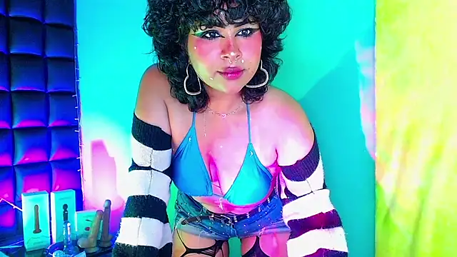 Snapshot of kuromi69 chatting on January 2025 12:44:02 PM kuromi69 online show from January 2025 12:44:02 PM