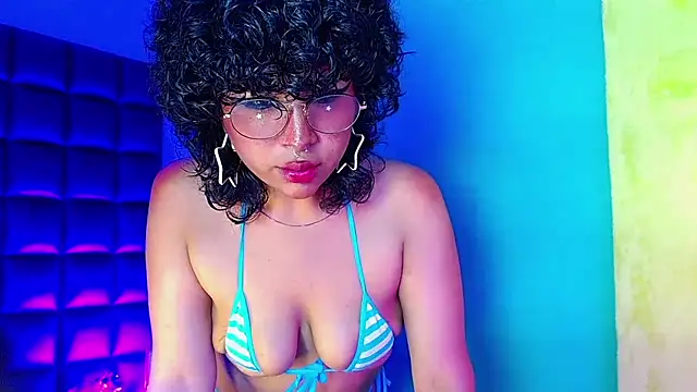 Snapshot of kuromi69 chatting on March 2025 05:14:02 PM kuromi69 online show from March 2025 05:14:02 PM