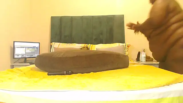 sexybigasss online show from February 2026 09:21:02 AM