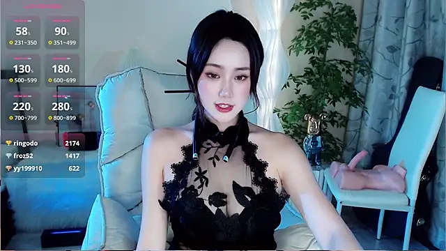 Snapshot of Cartier-__Daji- chatting on December 2024 02:17:02 PM Cartier- Daji- online show from December 2024 02:17:02 PM