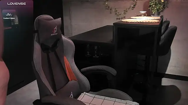 EvaBae online show from February 2025 01:22:01 PM