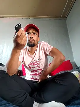 Snapshot of Tigermanboy chatting on September 2025 11:24:01 AM Tigermanboy online show from September 2025 11:24:01 AM